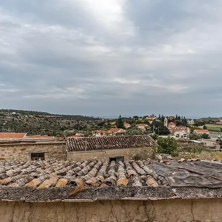 Diamantos House